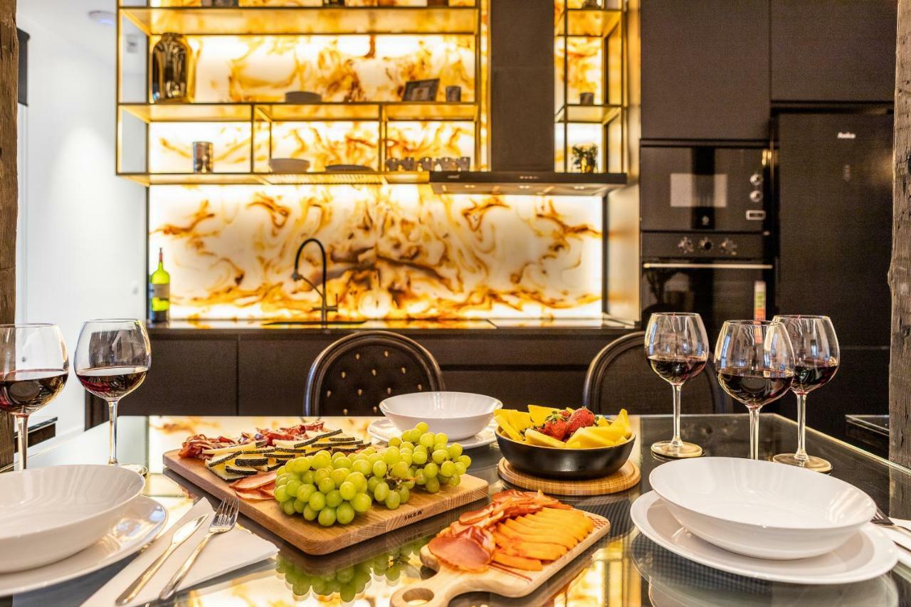Waou Palace Es Mia - Corta Duracion Madrid Kültér fotó